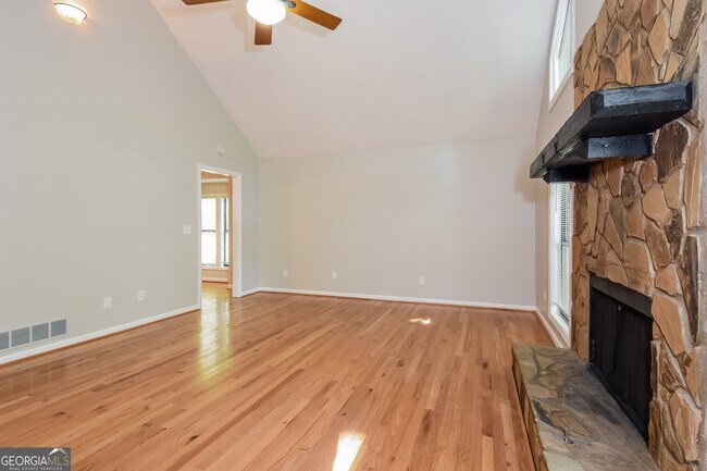Foto del edificio - 3970 Cripple Creek Dr