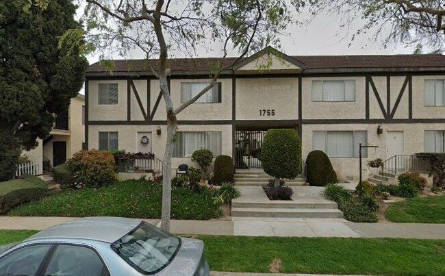 Building Photo - 1755 Franklin St