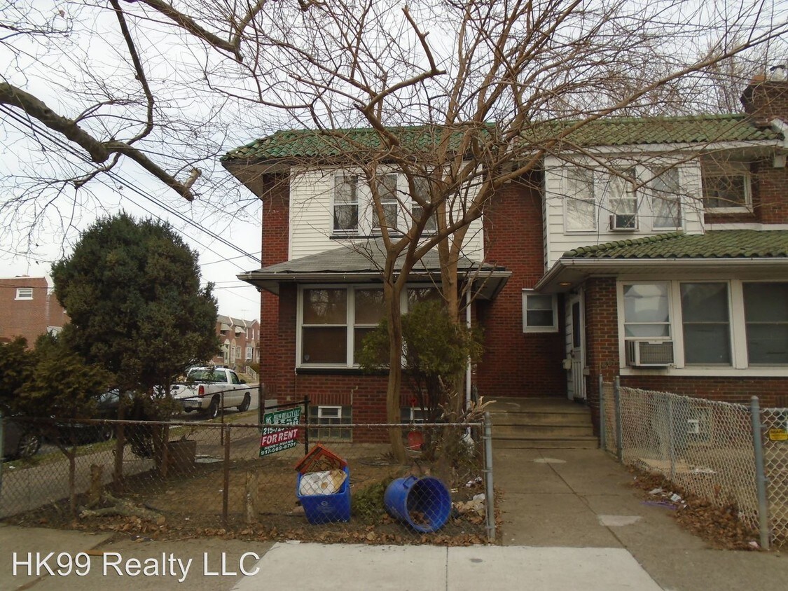 Foto principal - 1651 E Cheltenham Ave
