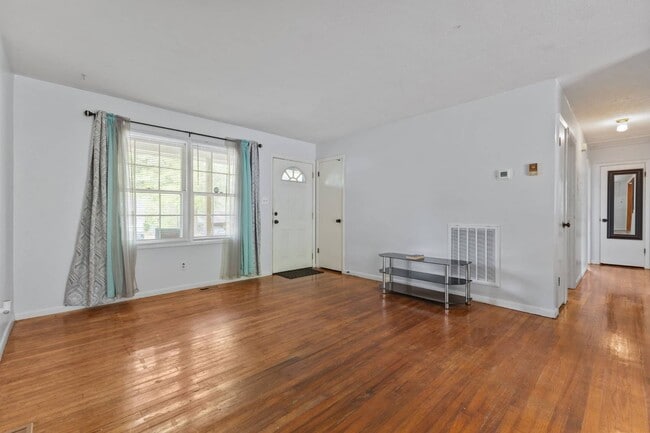 Foto del edificio - 6522 Baldoon Dr
