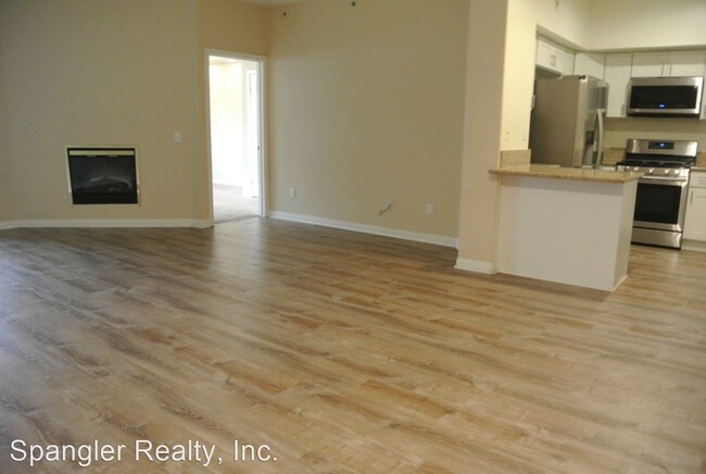 Building Photo - 3 br, 2 bath House - 1180 Civic Center Dri...