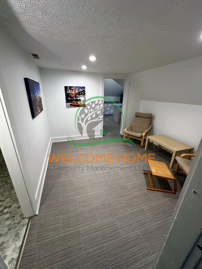 Foto del edificio - 19TH ST