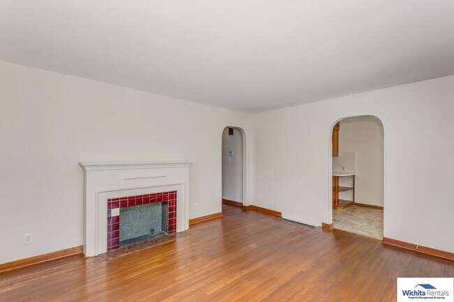 Building Photo - 4718 E. Arbor