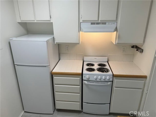 Foto del edificio - 26172 Sanz