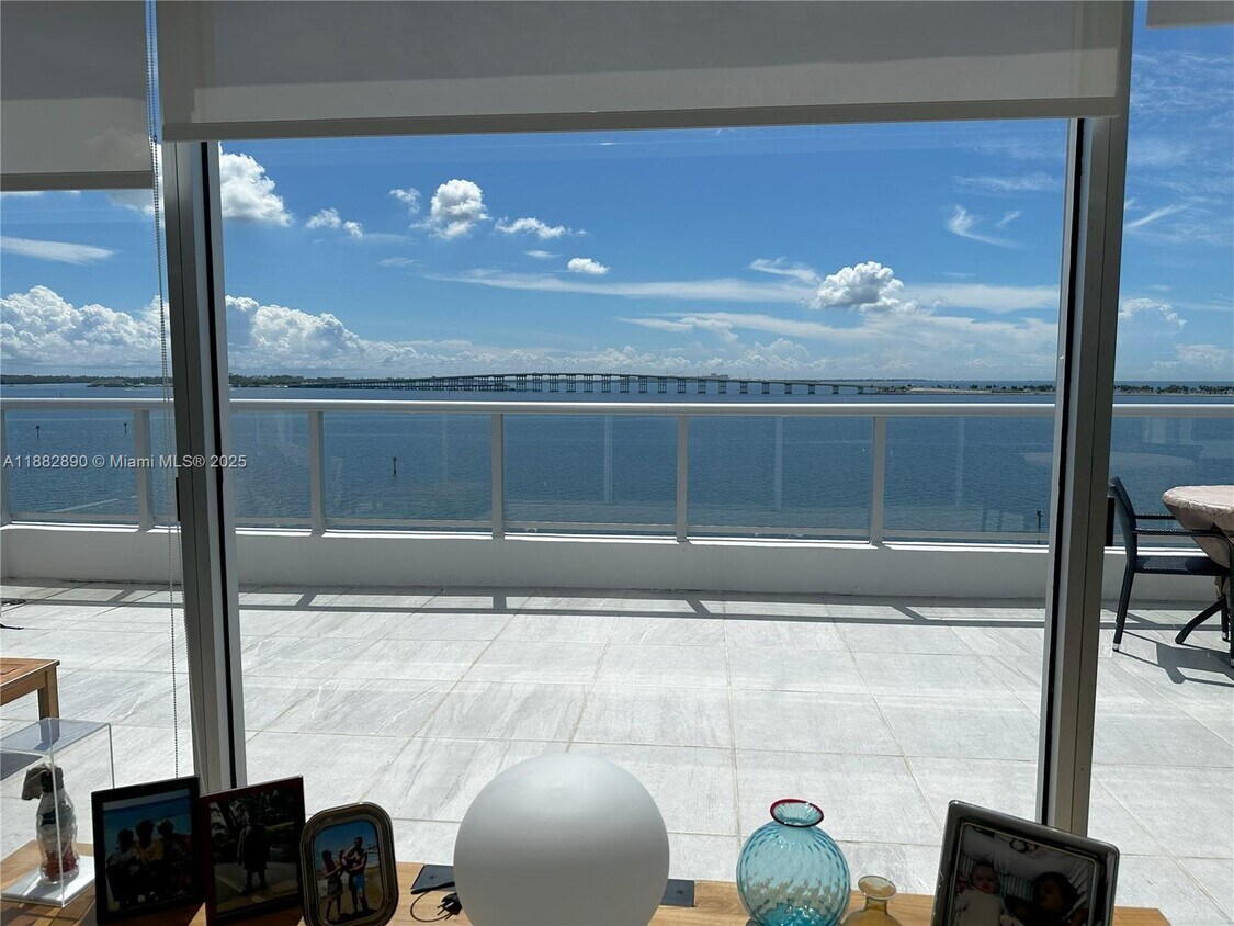 Foto principal - 1541 Brickell Ave