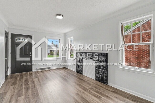 Foto del edificio - 18276 Oakfield Ave