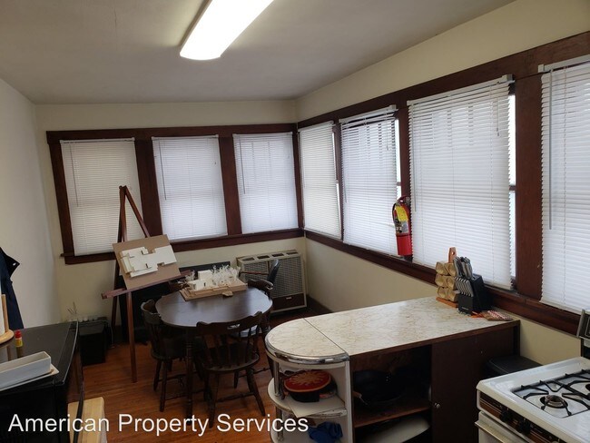 Foto del edificio - 830 Bluemont Ave