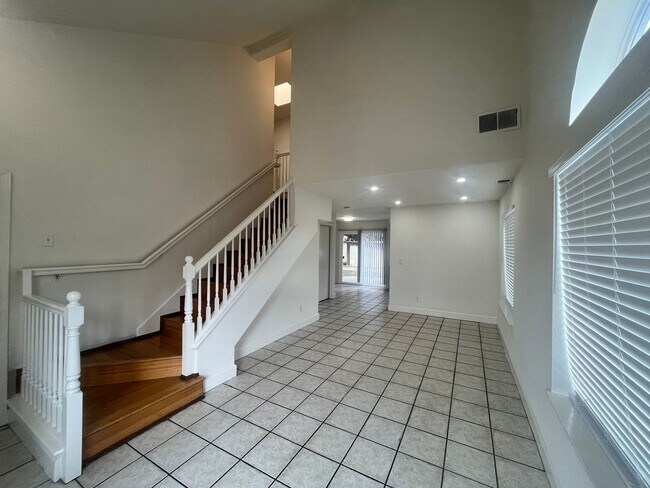 Foto del edificio - Beautiful 3-Bedroom Home for Rent – Prime San Jose Location | $4,095/mo