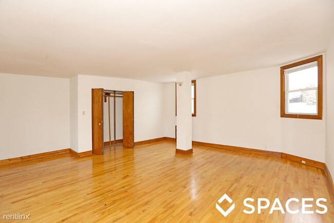 Foto del edificio - 3249 N Broadway St