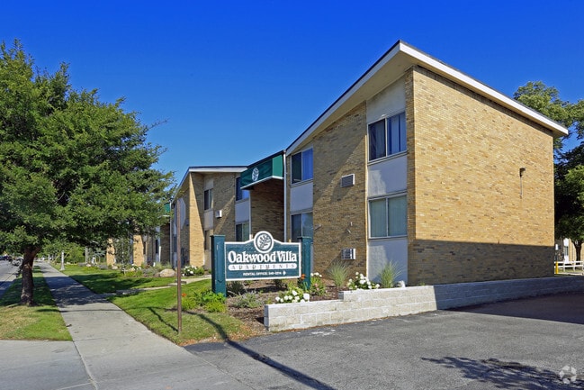 Building Photo - Oakwood Villa Apartments
