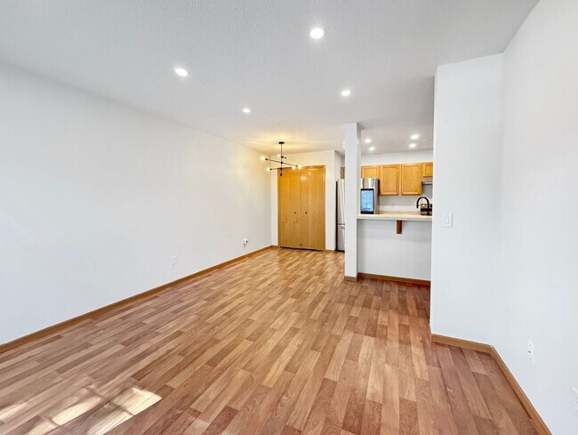Foto del edificio - 1389 Highpoint Curve