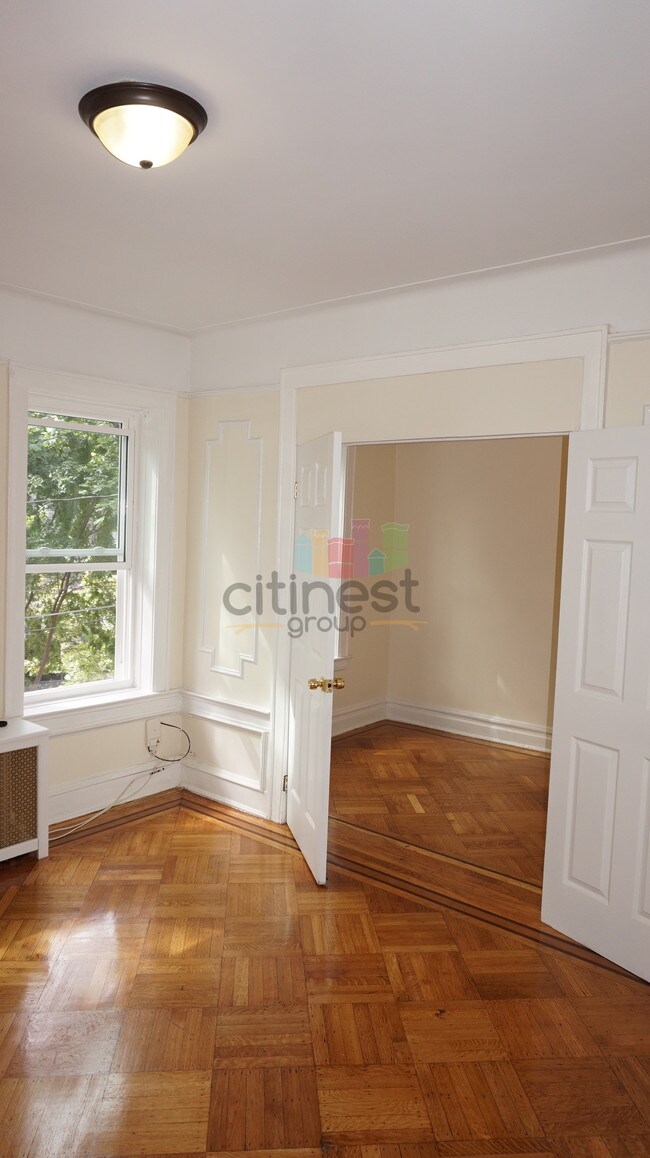 Building Photo - 109 74th St