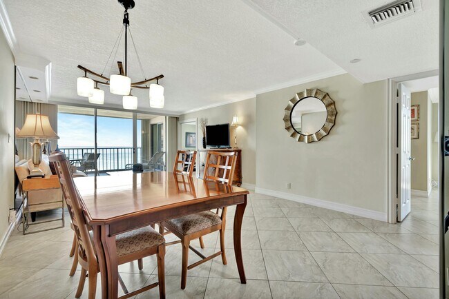 Building Photo - 100 Ocean Trail Way
