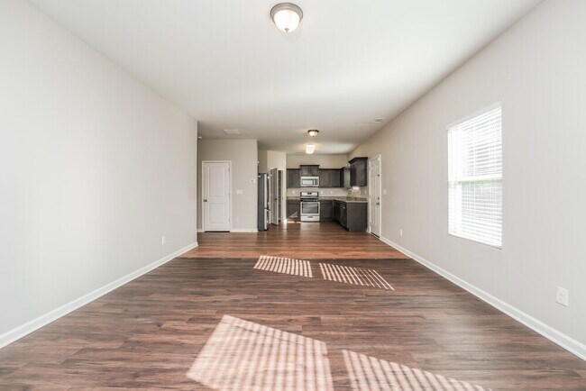 Foto del edificio - 4110 Dale Dr SE