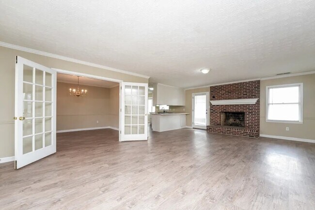 Foto del edificio - 344 Willowwind Dr