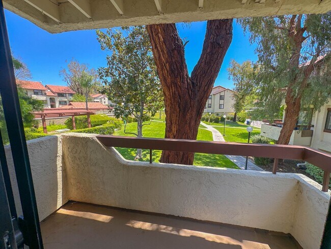Building Photo - American Beauty 3 Bedroom Condo for Rent i...