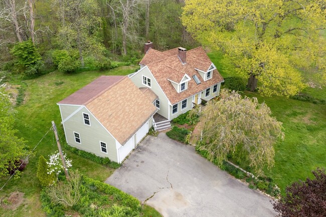 Building Photo - 50 Mill Ln