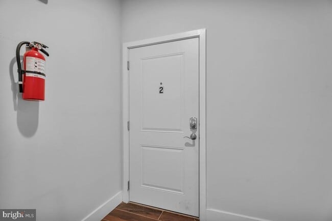 Building Photo - 2562 Frankford Ave