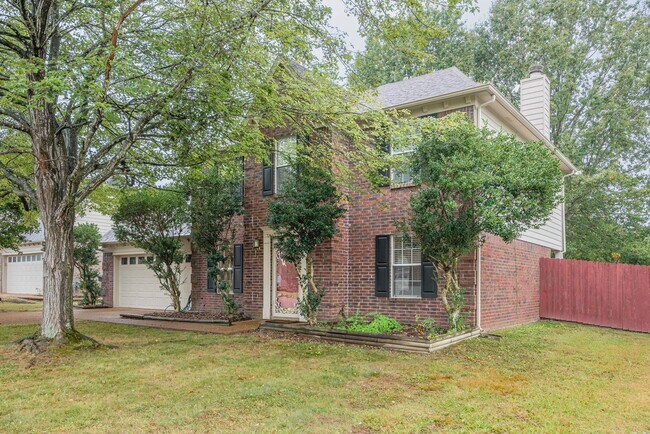 Building Photo - 1447 Howling Dr