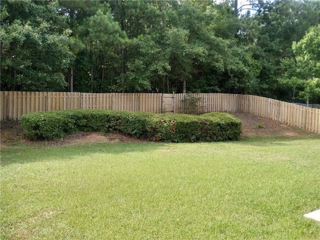 Building Photo - 130 Vinings Dr