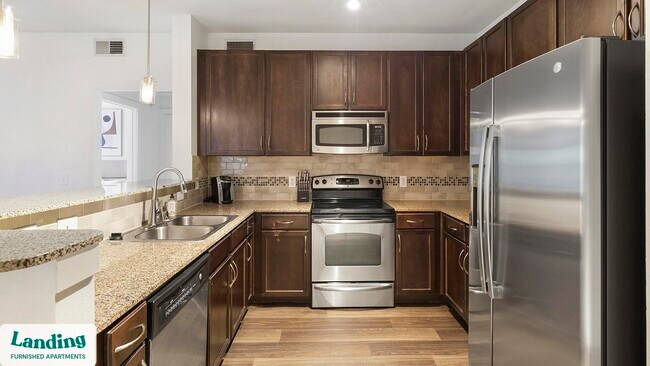 Building Photo - 7373 Valley View Ln