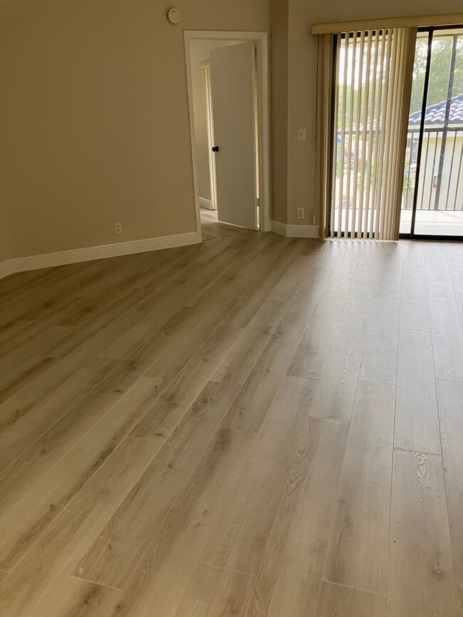 Living Area - 8040 NW 15th Mnr