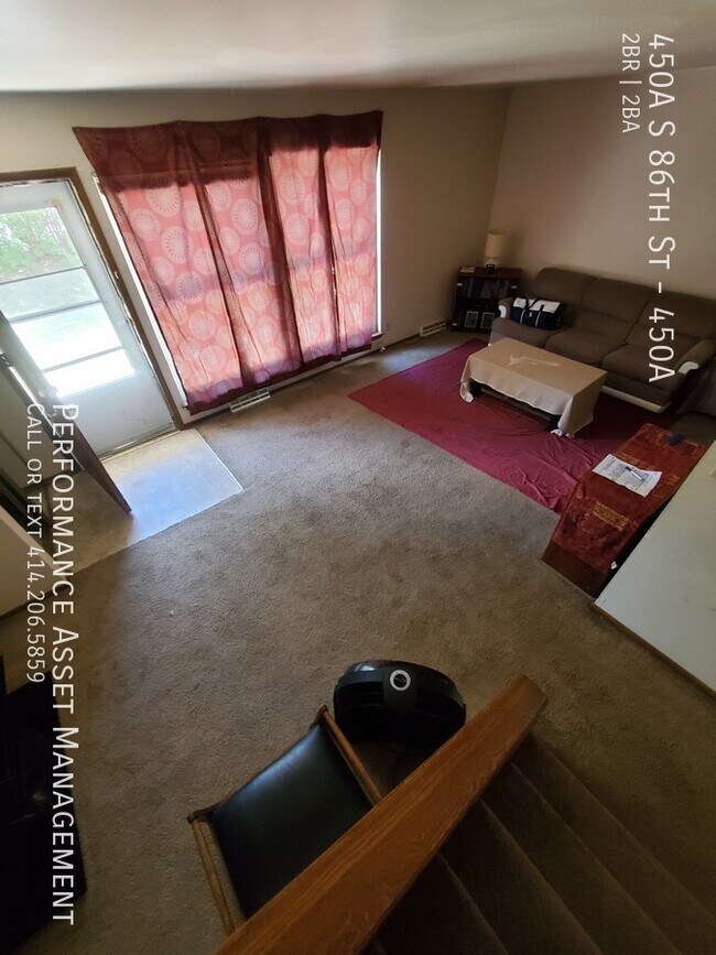 Foto del edificio - Charming 2BED/1.5BATH Multi-Level Townhous...
