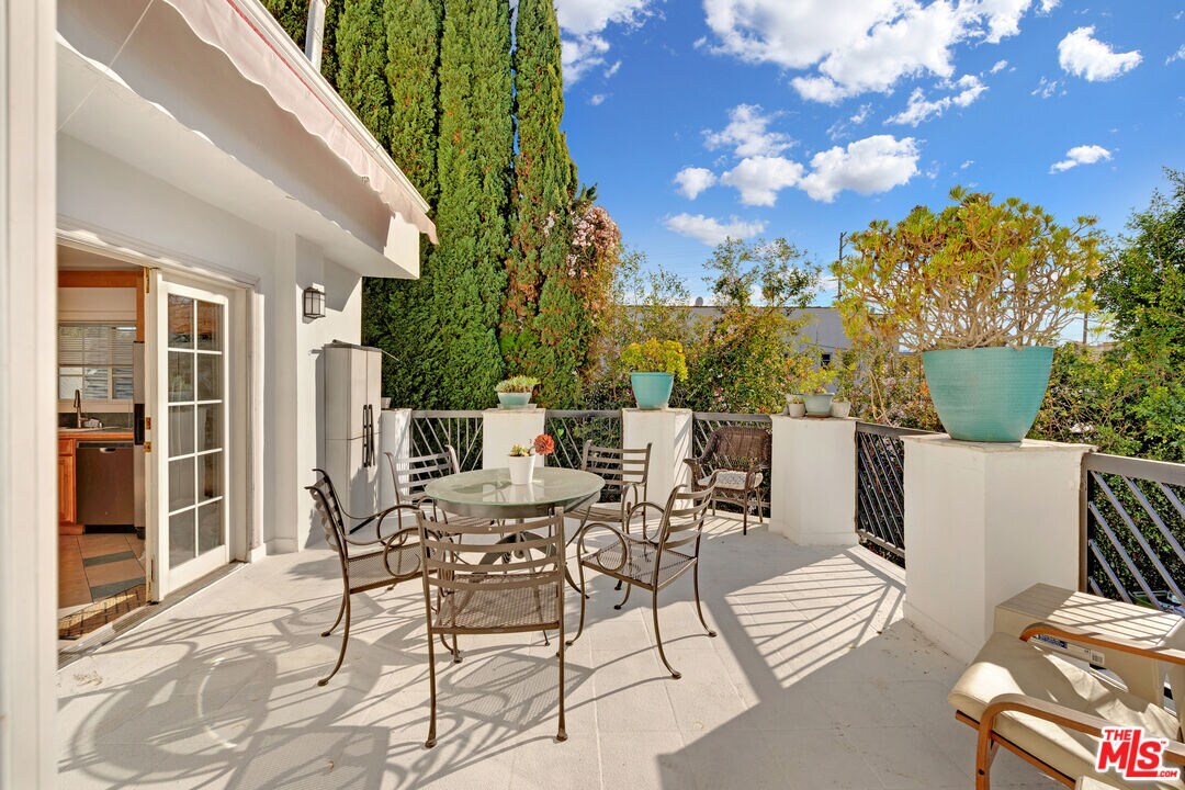 Foto principal - 1133 S Swall Dr