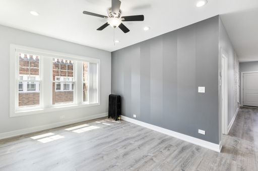 Building Photo - 6954 N Wolcott Ave