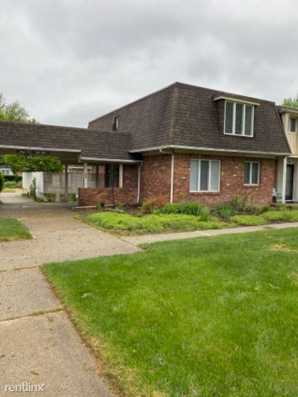 Foto del edificio - 2 br, 2 bath Townhome - 4445 W Sylvania Ave