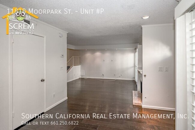 Foto del edificio - Two Bedroom Townhome in Studio City