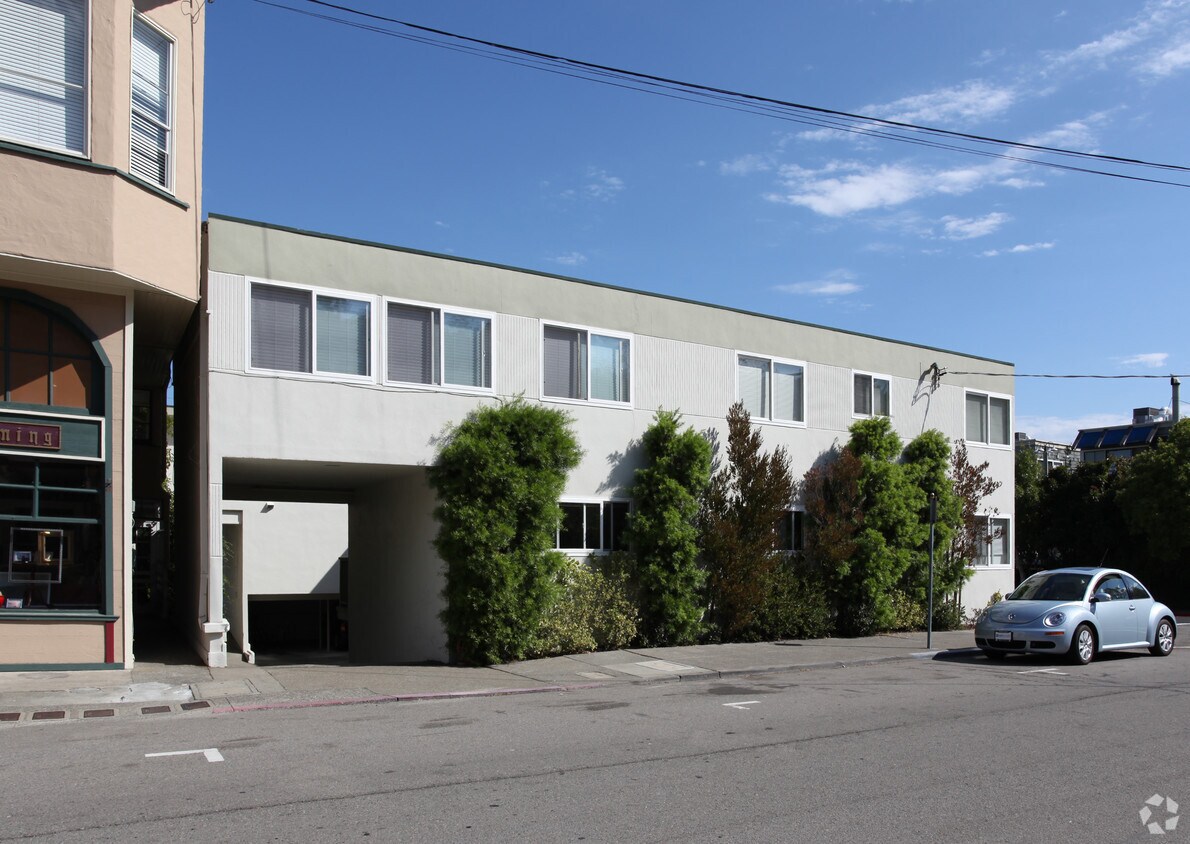 Building Photo - 1601 Bridgeway