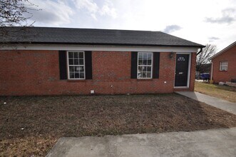 Building Photo - 707 Bagwell Ct