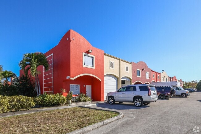 Photo - 13901 SW 143rd Ct (Miami, FL) Apartment