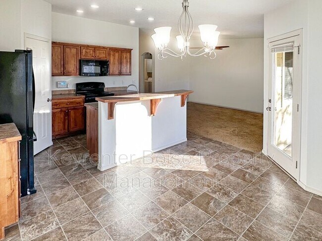 Building Photo - 4704 Gala Ave