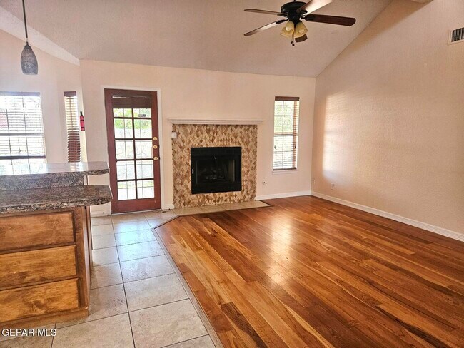 Building Photo - 11235 Kachina Dr