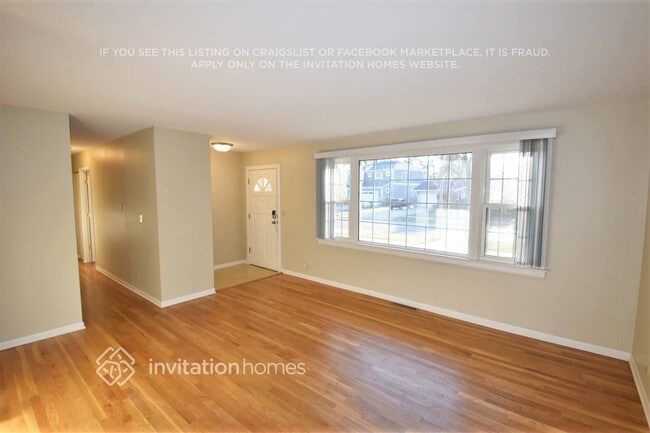 Building Photo - 1513 N Ridge Ave