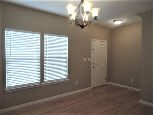 Building Photo - 5335 Rivers Edge Blvd