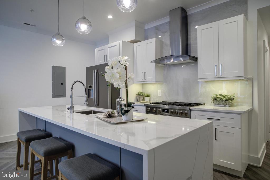 Foto principal - 2429 Ontario Rd NW