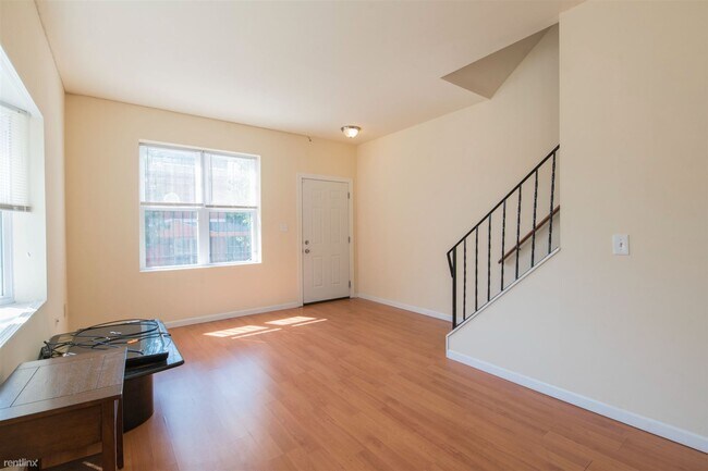 Foto del edificio - 4 br, 2 bath House - 1505 N BOUVIER ST Unit 1