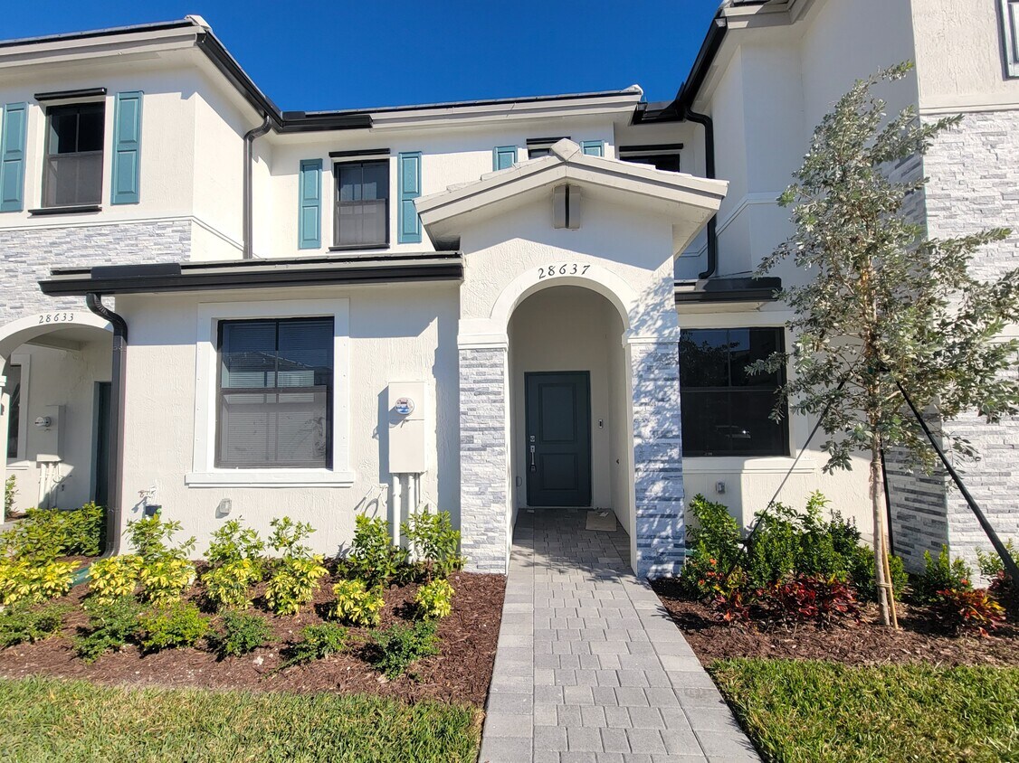 Primary Photo - 28637 SW 132nd Ct