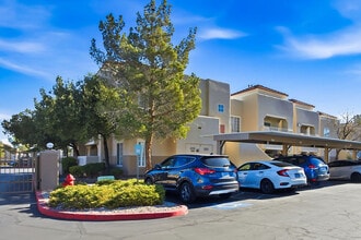 Building Photo - 1908 Mountain Hills Ct