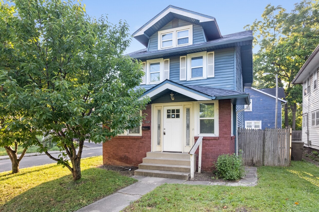 Photo - 1037 N Temple Ave (Indianapolis, IN)