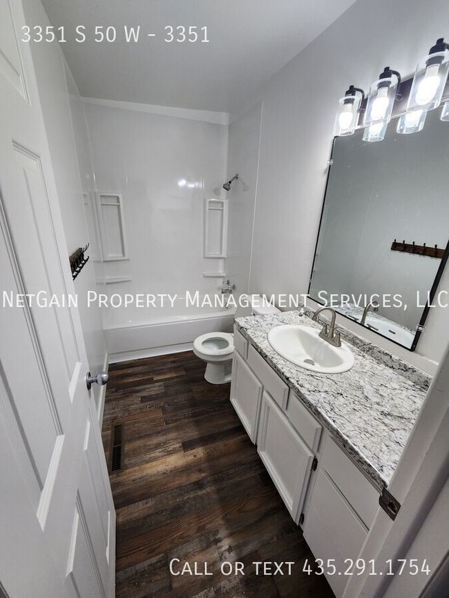 Building Photo - 3351 S 50 W