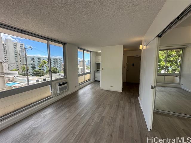 Foto del edificio - 1528 Emerson St