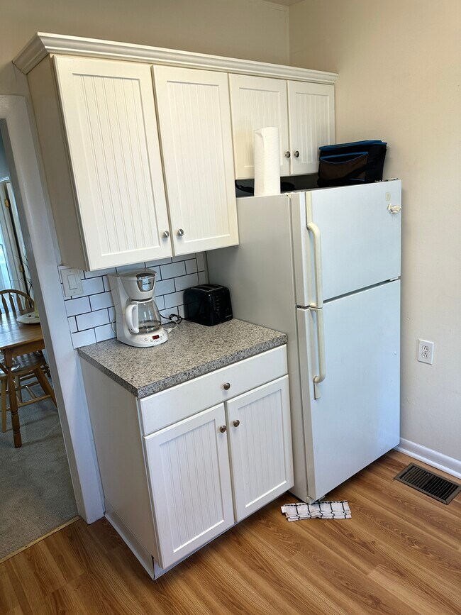 Kitchen - 84 Mount Hermon Way