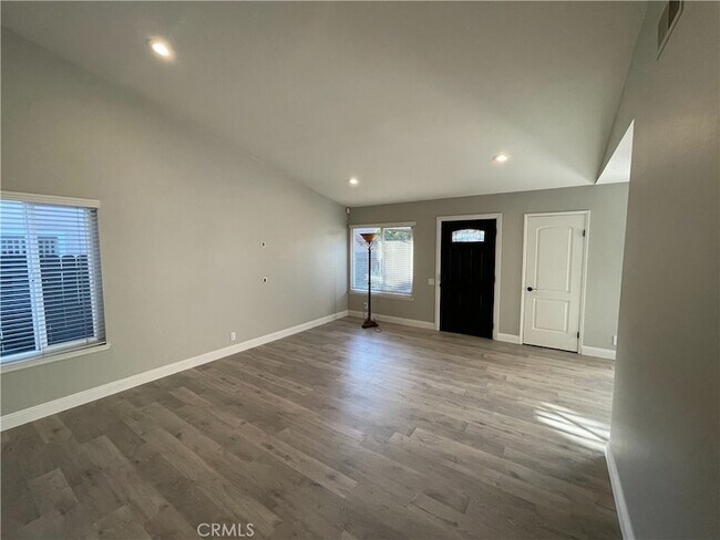 Building Photo - 29522 Ridge Rd