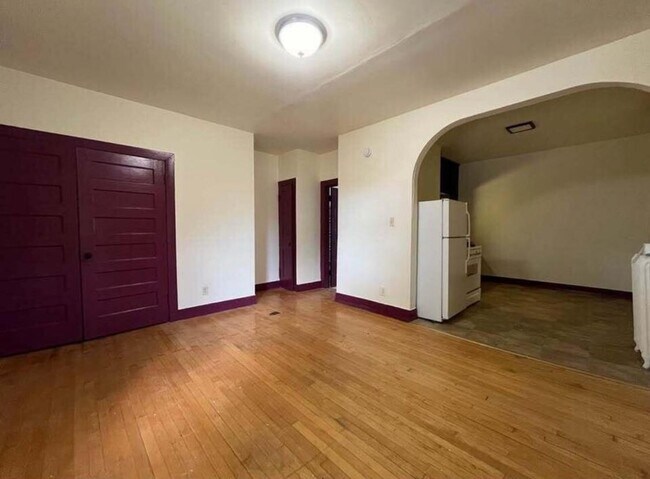 Foto del edificio - 3034 W State St