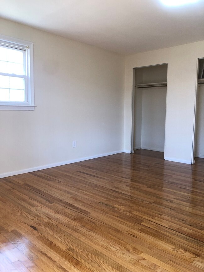 280 E Main St Unit A2, Clinton, CT 06413 Apartments in Clinton, CT