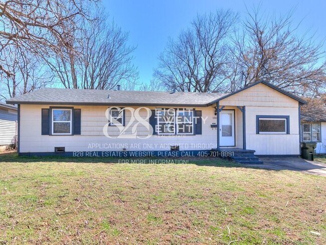 Building Photo - 3 Bed/1 Bath Single Family Home Available Now! Within 5 miles of TAFB!
